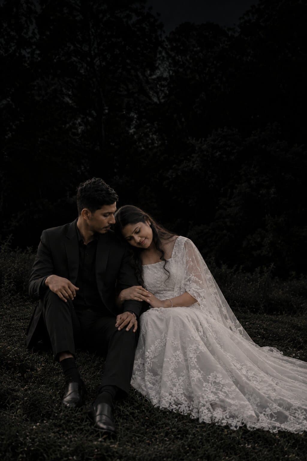 Gayasha and Nimesh, photo 2